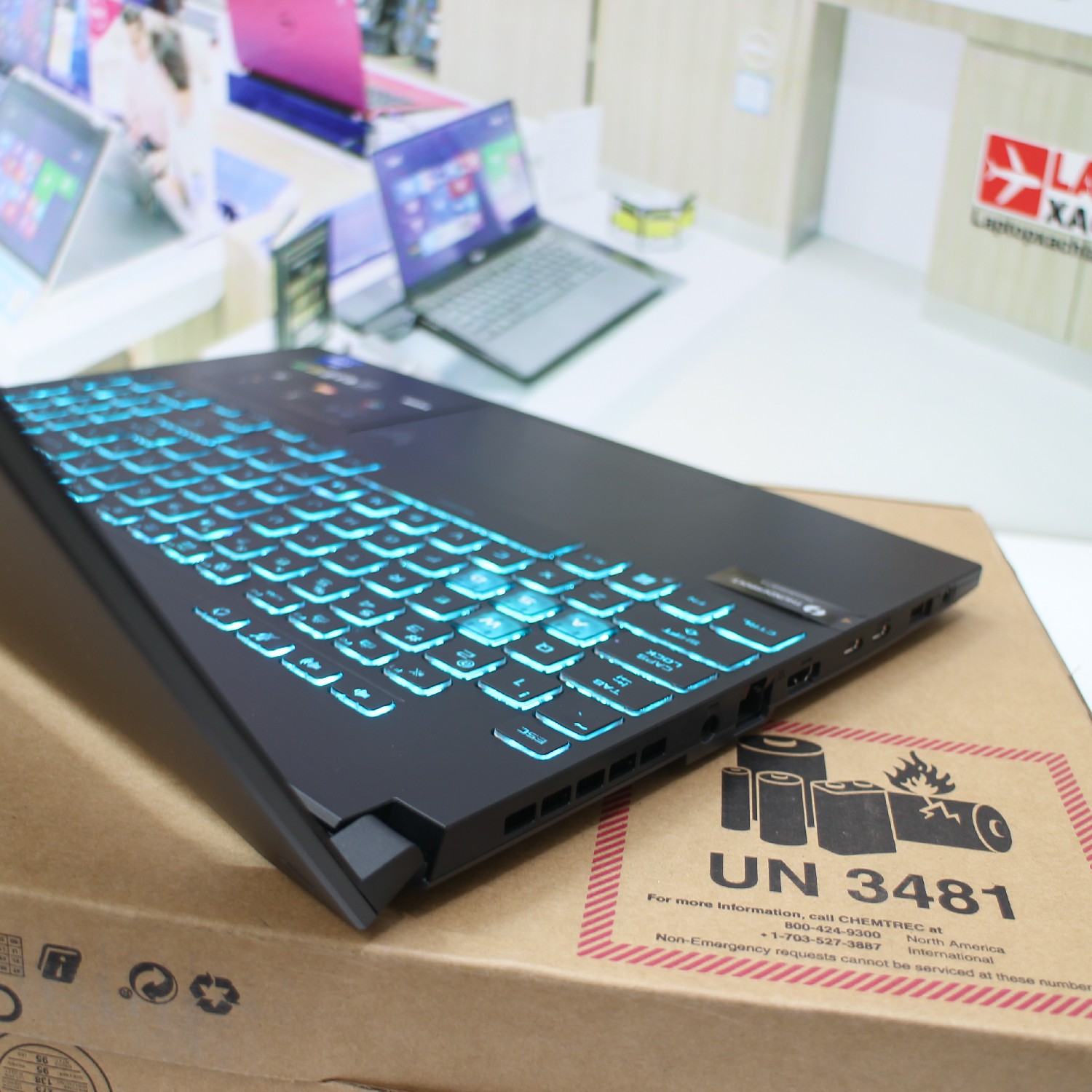 Asus TUF Gaming F15 FX507ZU4 (2)~1