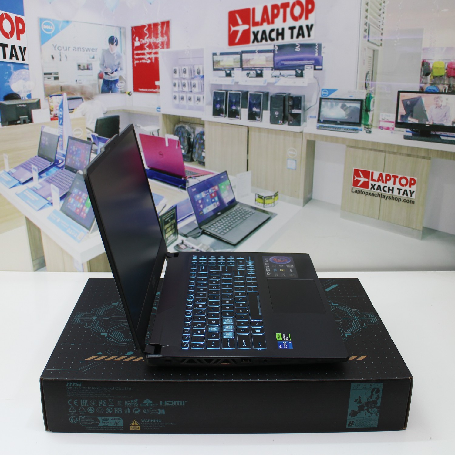 Laptop MSI Cyborg Gaming 15 (3)