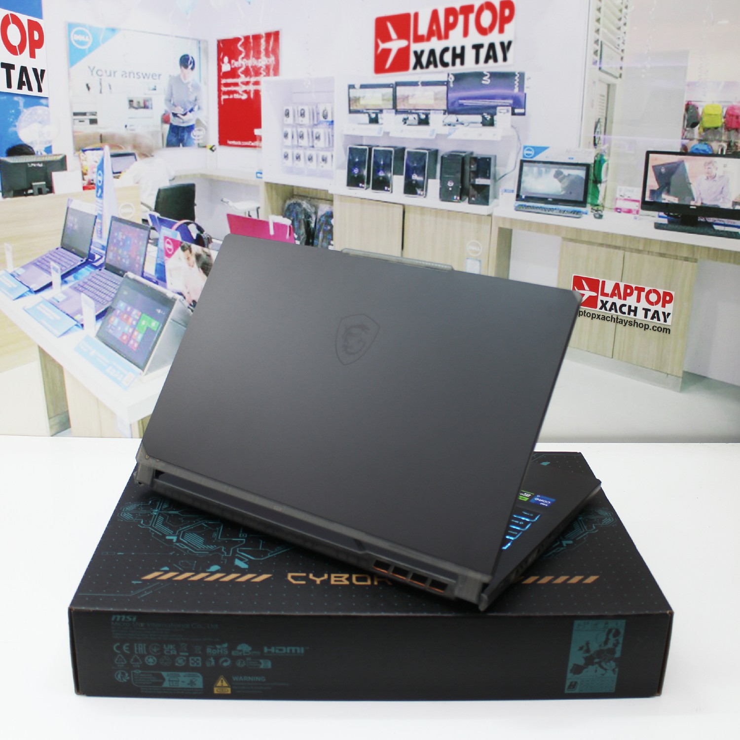 Laptop MSI Cyborg Gaming 15 (7)
