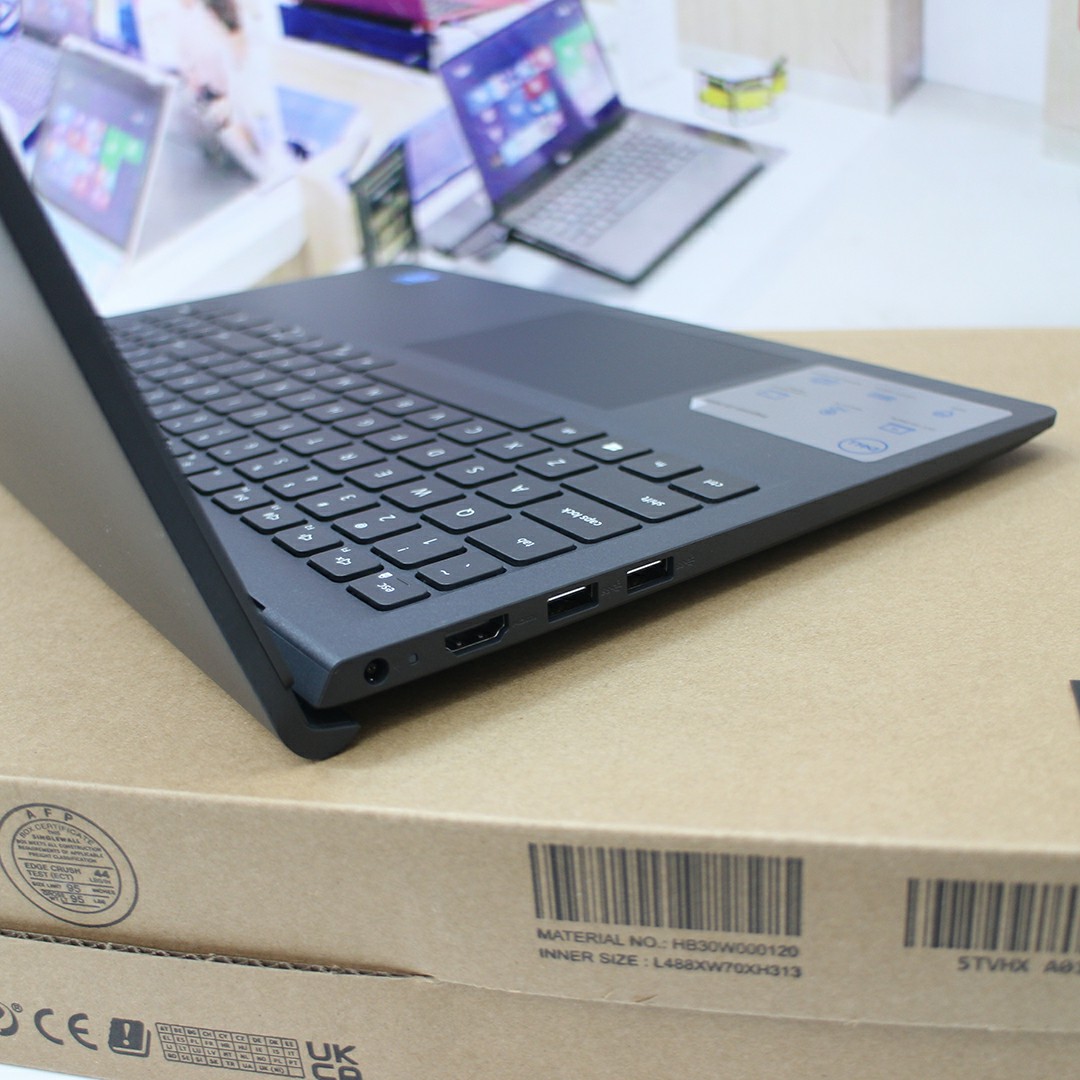 Dell Vostro 15 3530 (1)