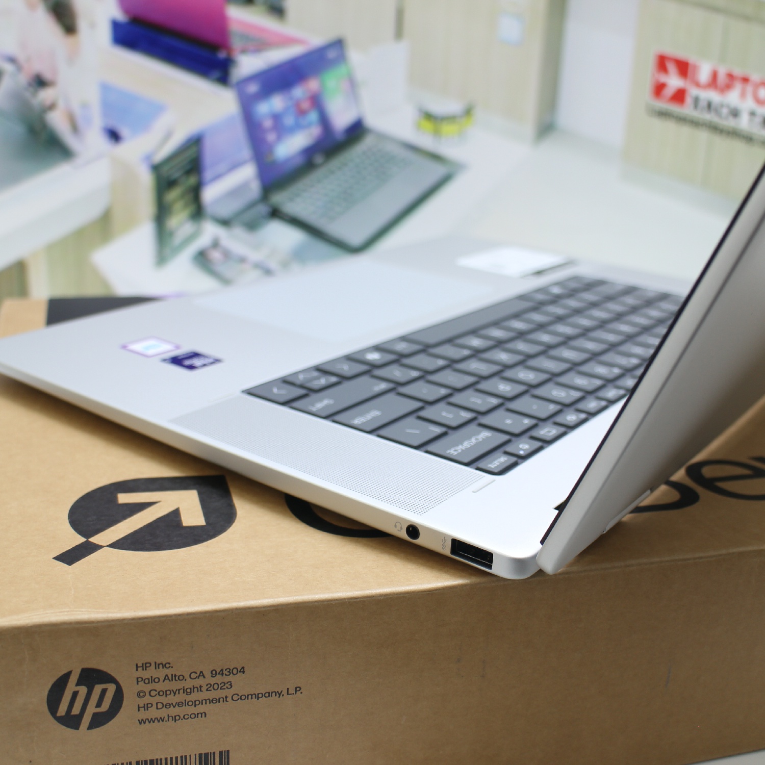 HP ENVY X360 16 AC0013DX (3)~1