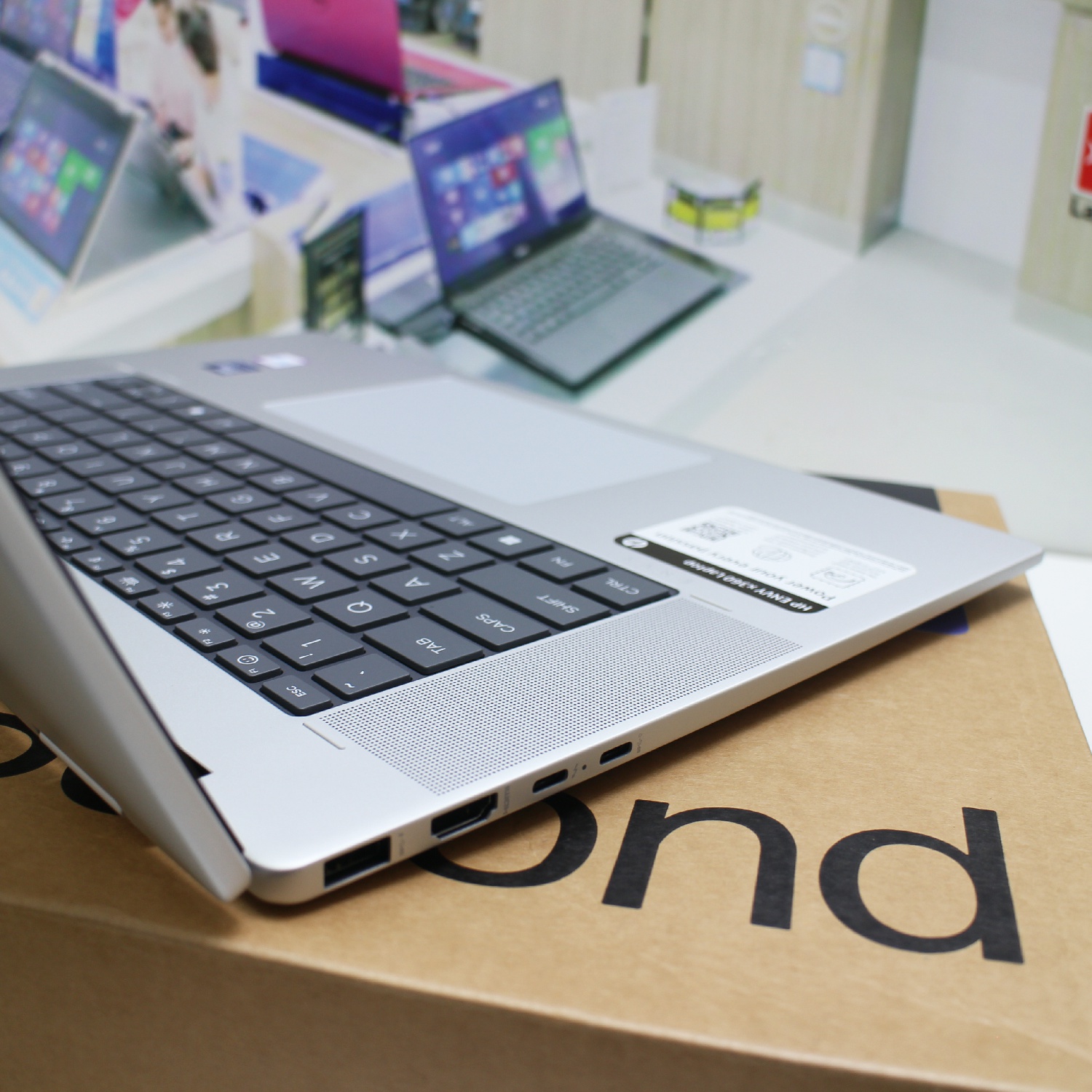 HP ENVY X360 16 AC0013DX (5)~1