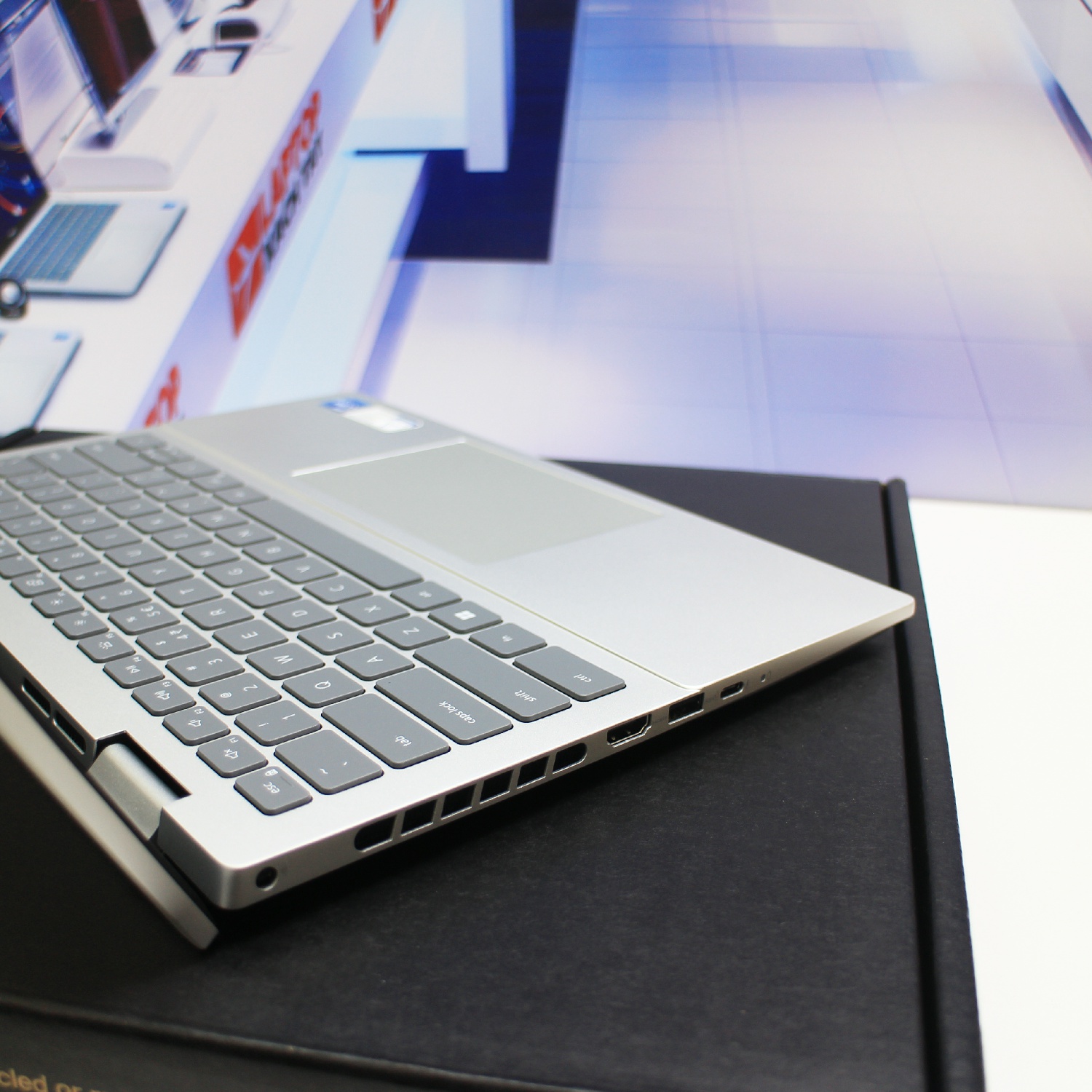 Dell Inspiron 14 Plus 7430 (9)