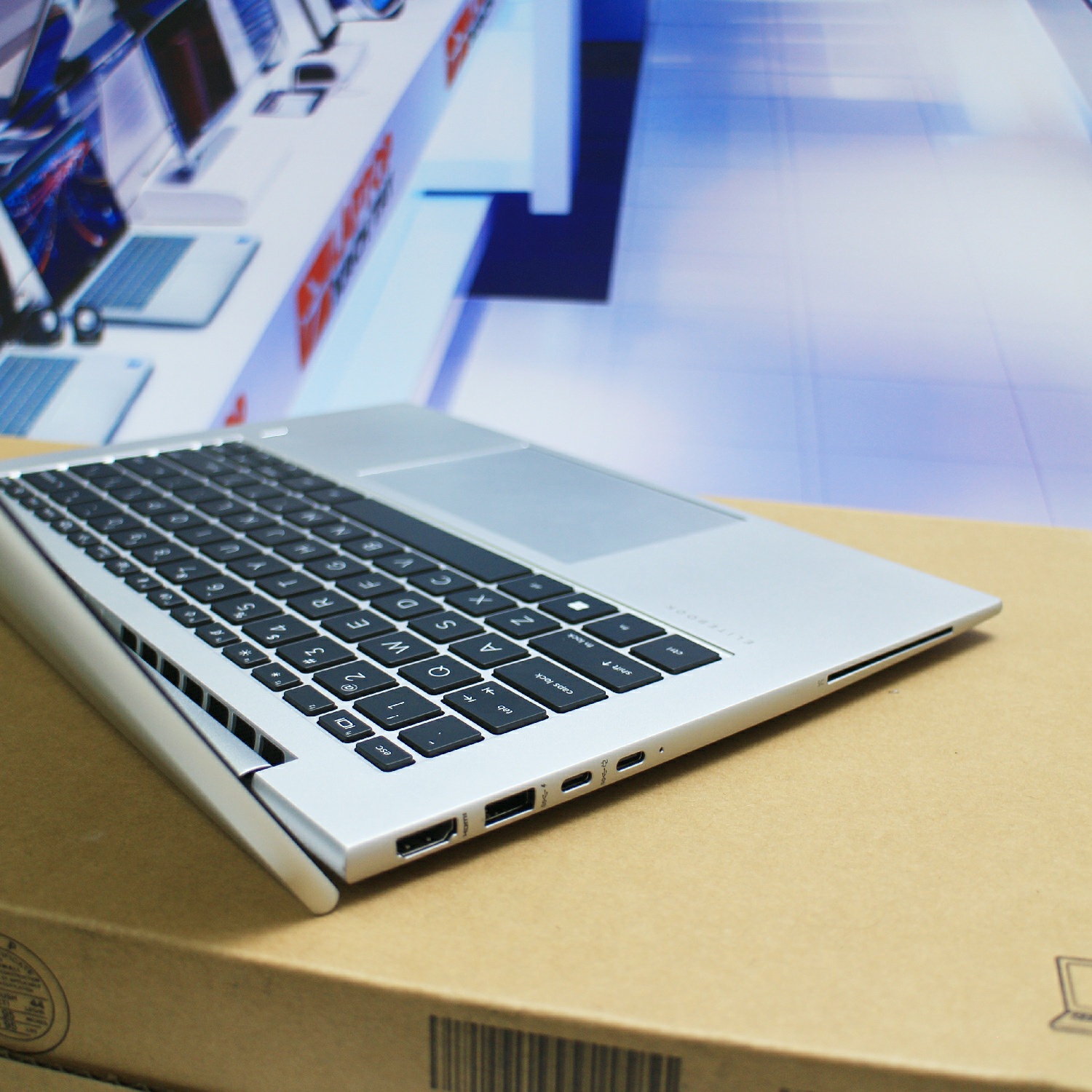 HP Elitebook 845 G9 (16)~1