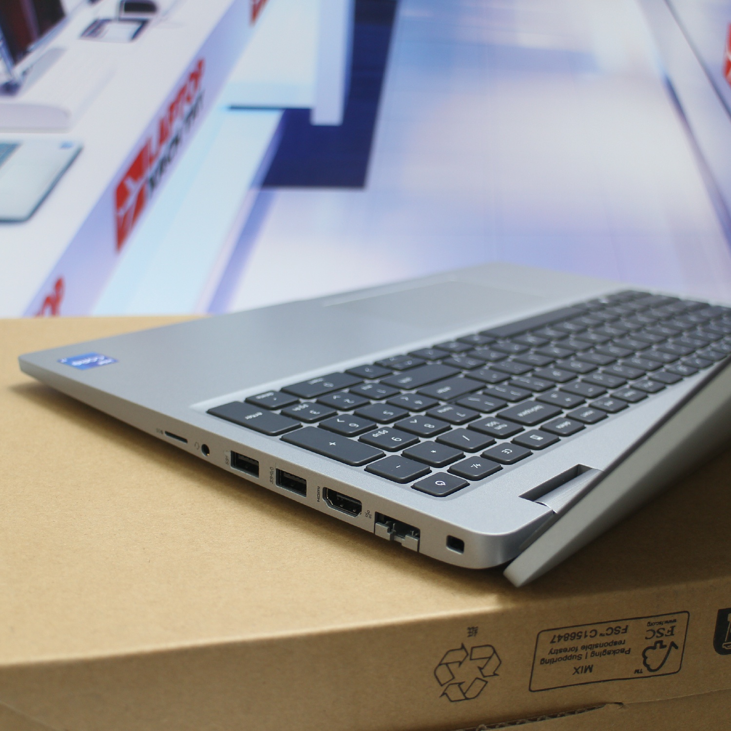 Laptop Dell Latitude 5530 (9)