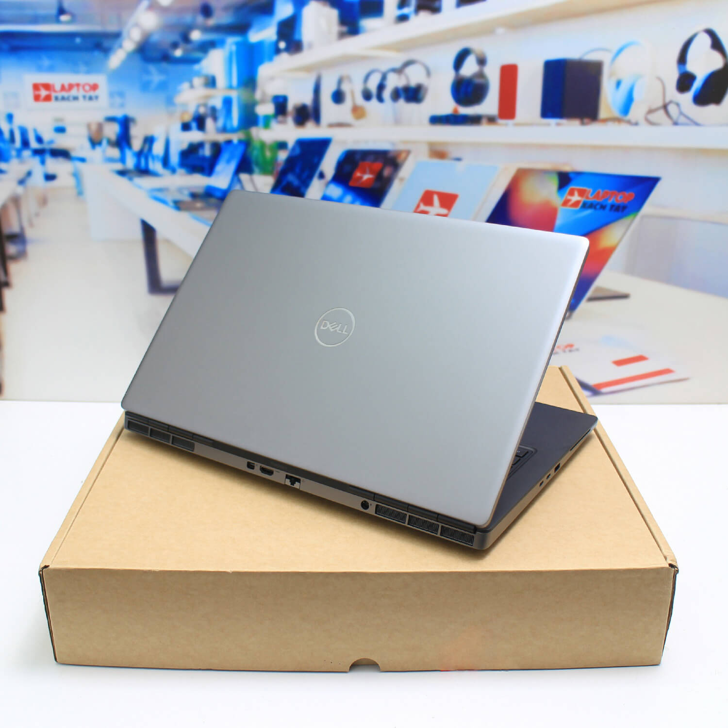 Dell Precision 7760 (11)