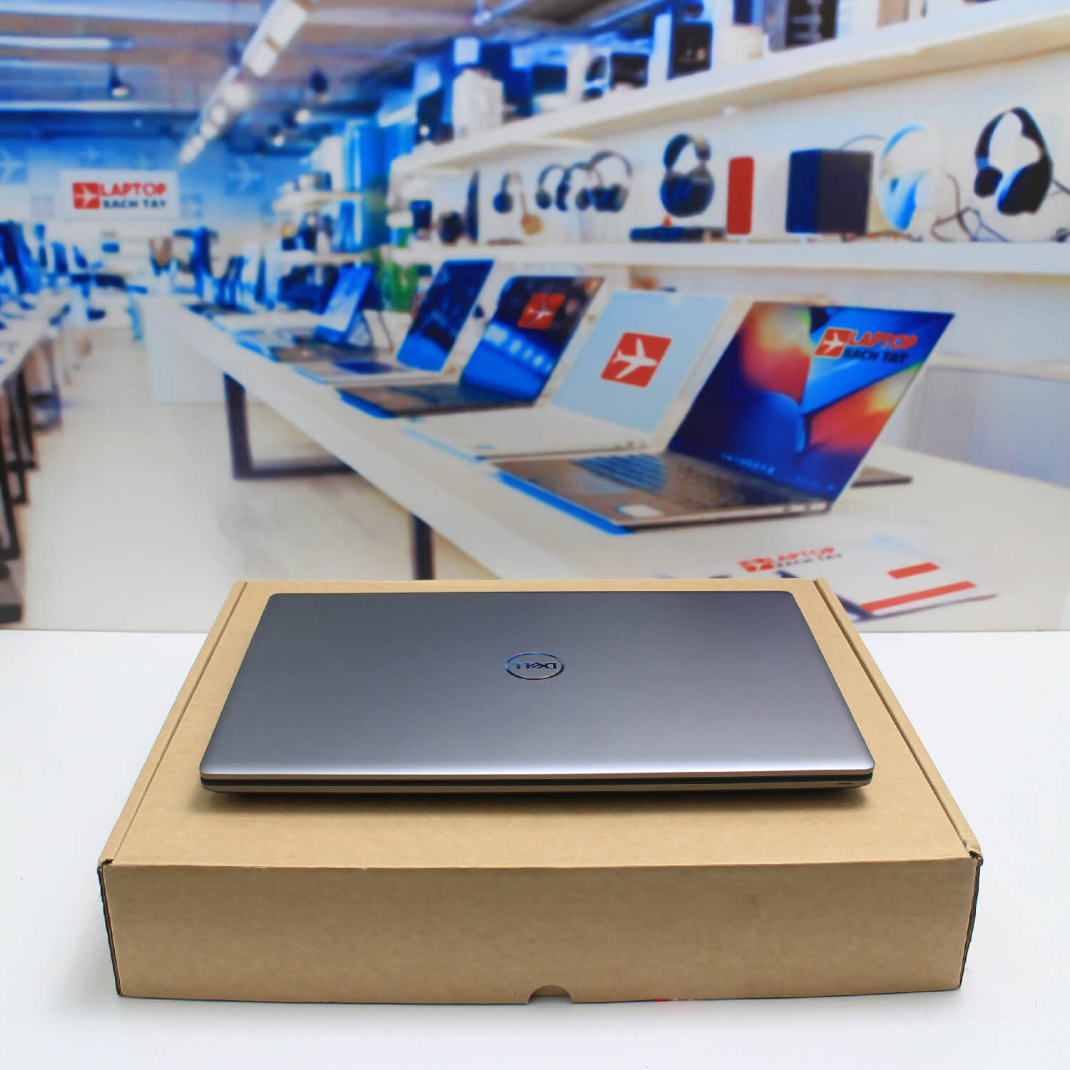 Dell Precision 7760 (16)