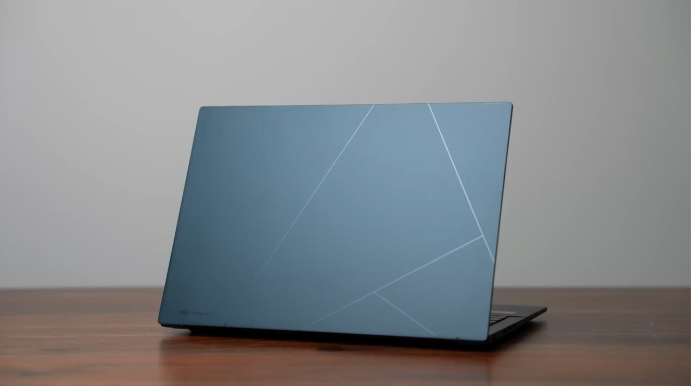 Đánh giá Laptop ASUS Zenbook 14 UX3405 : Laptop cao cấp doanh nhân siêu mỏng nhẹ