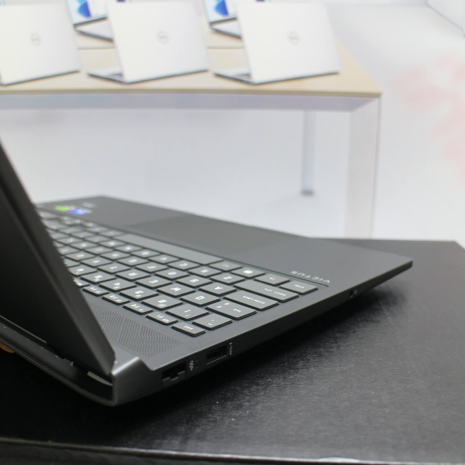 Laptop HP Gaming VICTUS 16 R0378TX (9)