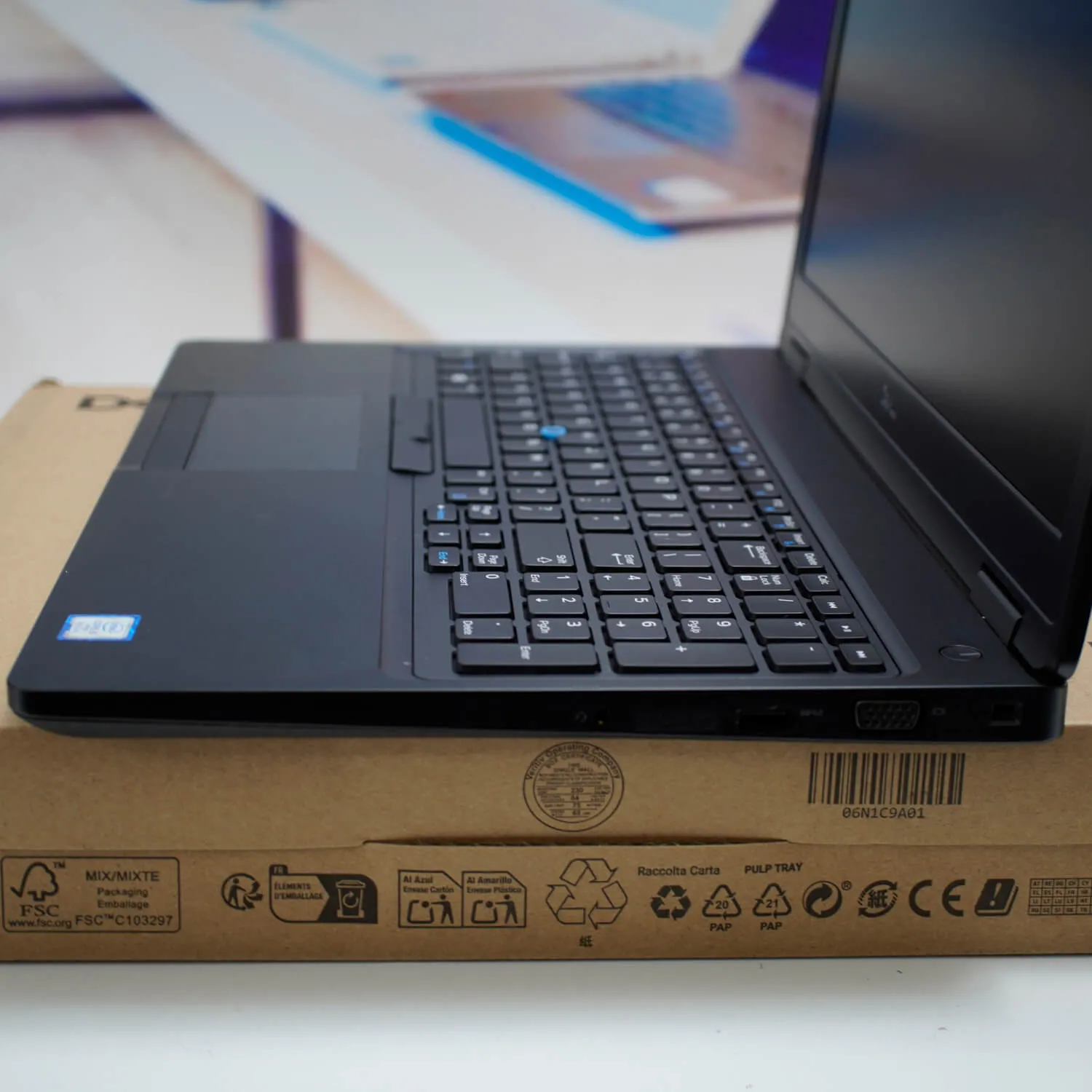 Dell Latitude 5590 (16)